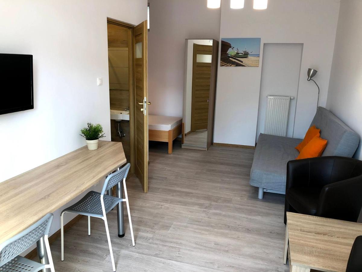 Appartement Zefir Pokoje à Unieście Extérieur photo